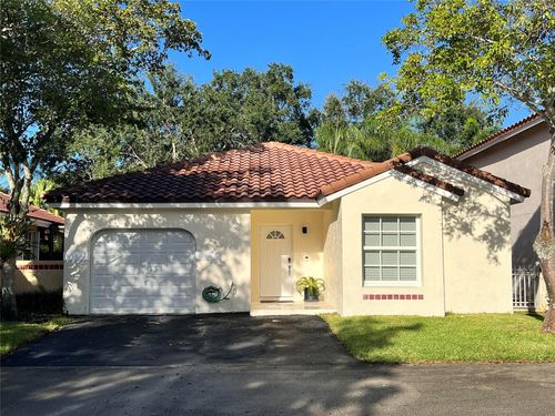 1303 Seagrape Cir, Weston, FL, 33326-2726 | Card Image