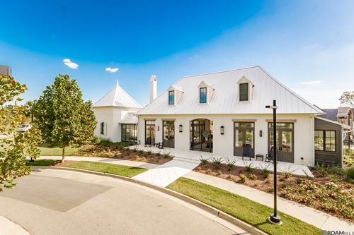 1725 Rue De Grand, Baton Rouge, LA, 70808-0809 | Card Image