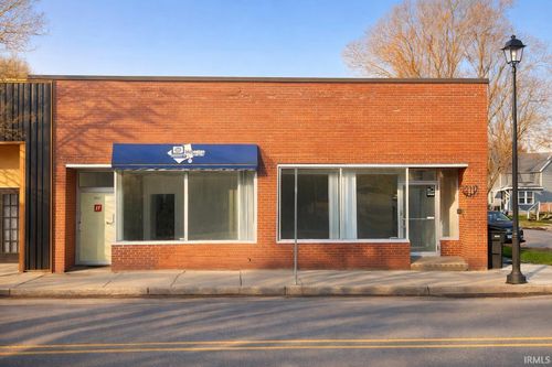 2001 Miami St, South Bend, IN, 46613-2916 | Card Image