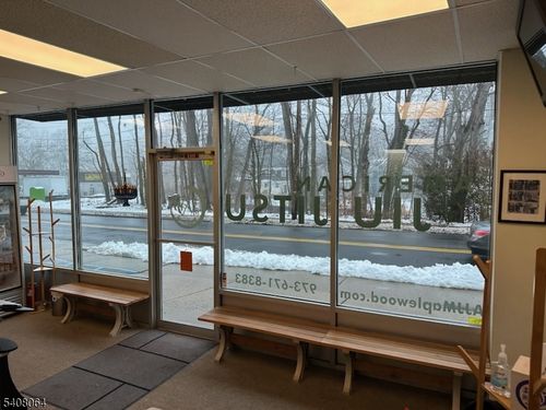 534 Valley St, Maplewood, NJ, 07040-1366 | Card Image