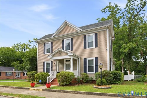 310 Southampton St, Emporia, VA, 23847-1833 | Card Image
