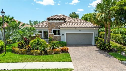 8879 Vaccaro Ct, Naples, FL, 34119-9594 | Card Image