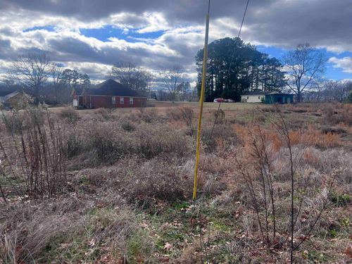 360 County Road 42, FLORENCE, AL, 35633-7605 | Card Image