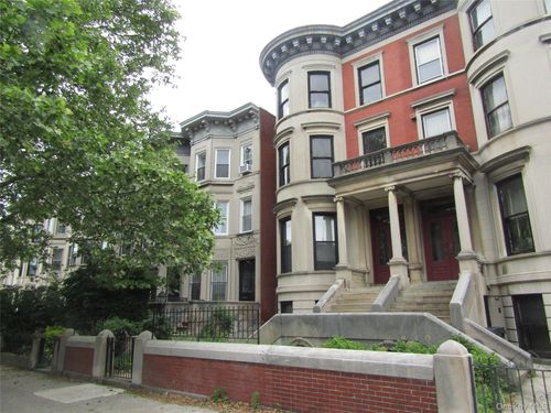 903 Saint Marks Ave, Brooklyn, NY, 11213-1539 | Card Image