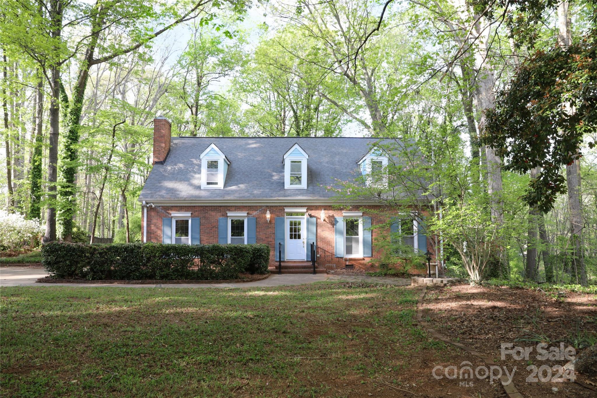 Five Gait Ct, Matthews, NC 28105