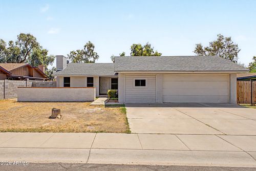 5527 W Cortez St, Glendale, AZ, 85304-3324 | Card Image