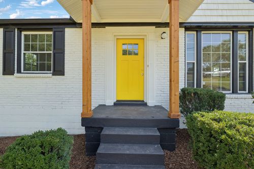 2343 Fernwood Dr, Nashville, TN, 37216-3531 | Card Image