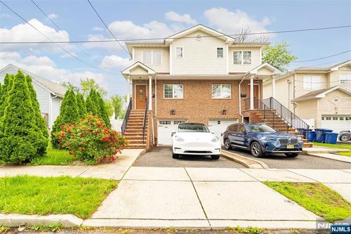 286 James St, Hackensack, NJ, 07601-2739 | Card Image