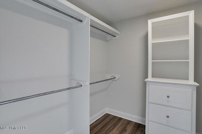 21-642 Westfield Dr | Image 21