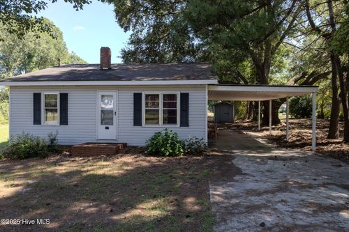 374 Snake Rd, Lumberton, NC, 28358-4369 | Card Image