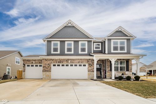 305 Waterford Ln, Pendleton, IN, 46064-6418 | Card Image