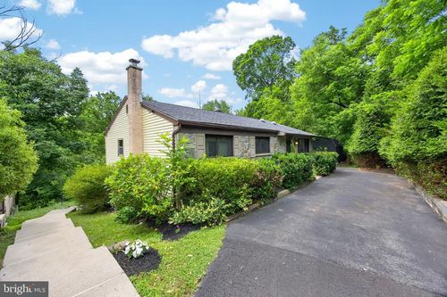 752 Raynham Rd, COLLEGEVILLE, PA, 19426-3418 | Card Image