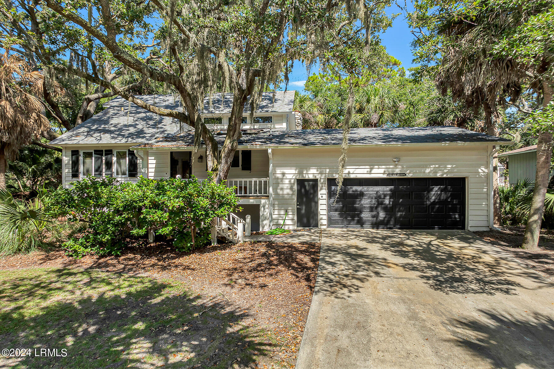 Sea Dragon Ln, Saint Helena Island, SC 29920