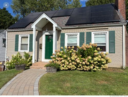 85 Benton St, Manchester, CT, 06040-4303 | Card Image