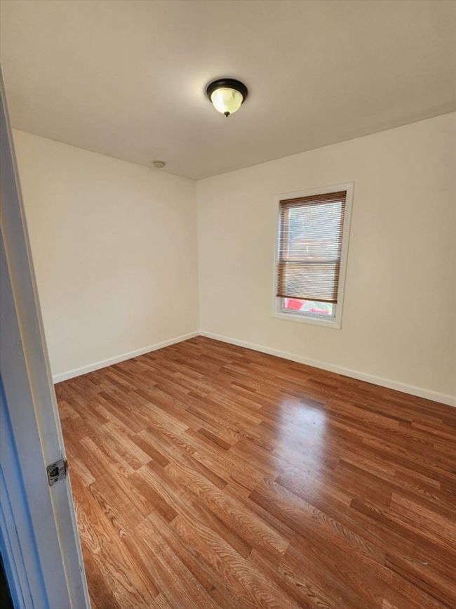 APT-1W - 74 Fulton St, Condo with 2 bedrooms, 1 bathrooms and null parking in Fall River MA | Image 14