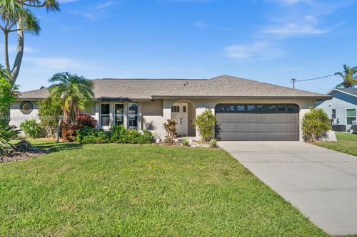 117 Se 40th Ter, Cape Coral, FL, 33904-8343 | Card Image