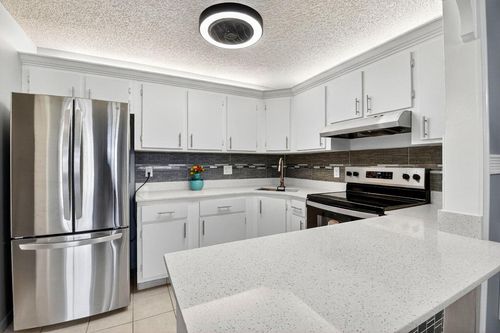 a-2-337 Knotty Pine Cir, Greenacres, FL, 33463-9208 | Card Image