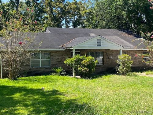 3960 S Court St, Montgomery, AL, 36105-2863 | Card Image