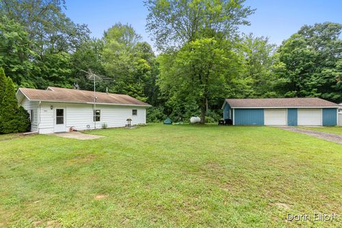 901 Half Moon Lake Dr, Stanton, MI, 48888-9286 | Card Image