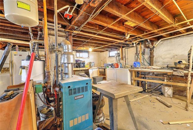 37 Austin Ave, House other with 2 bedrooms, 1 bathrooms and 3 parking in East Providence RI | Image 33