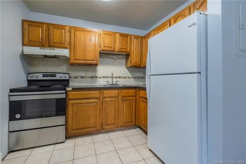 302-56 Park Ave, Bridgeport, CT, 06604-5641 | Card Image