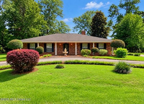 615 E Lakeshore Dr, Carriere, MS, 39426-7707 | Card Image
