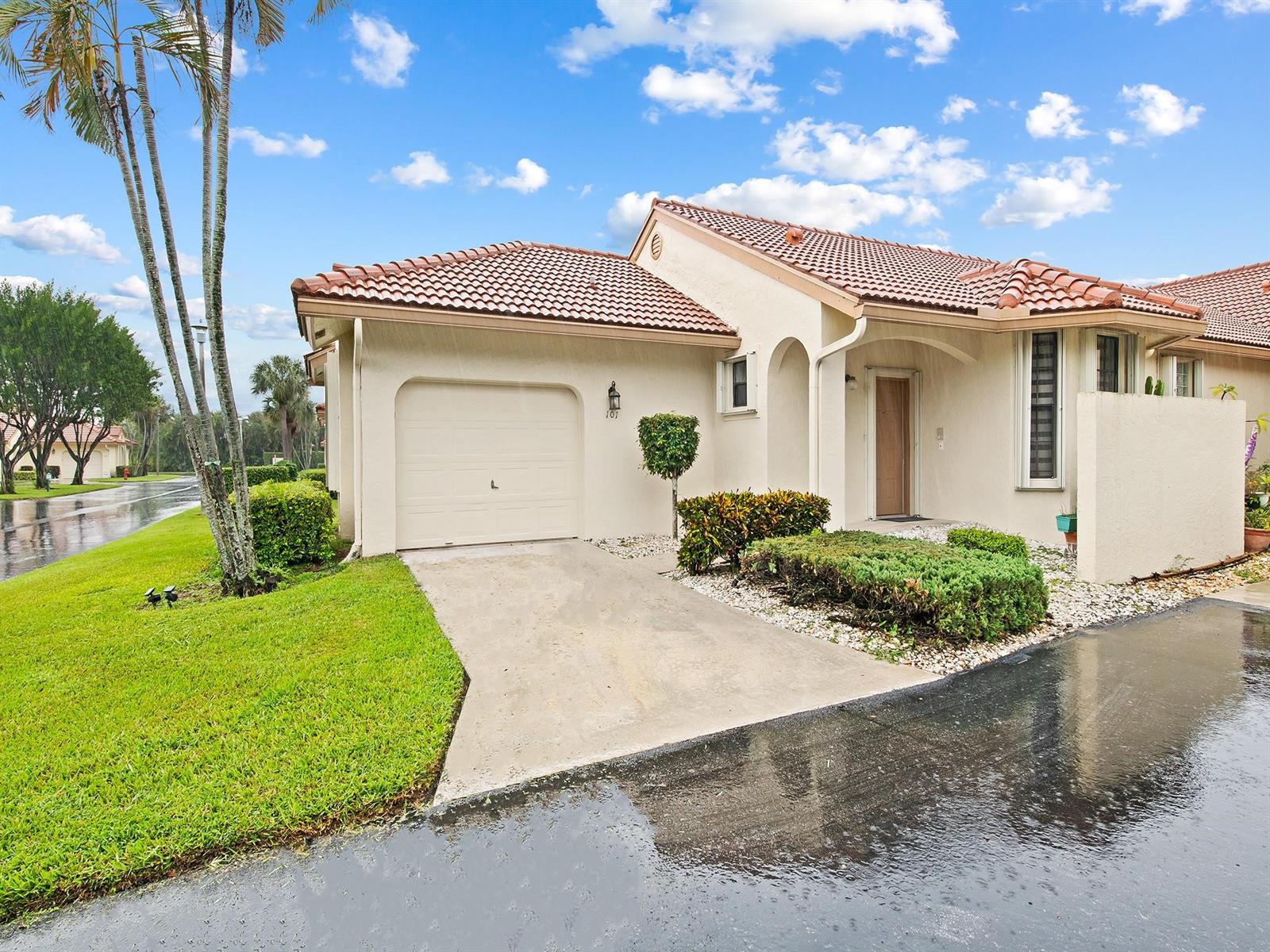 Residential Lease in Boynton Beach