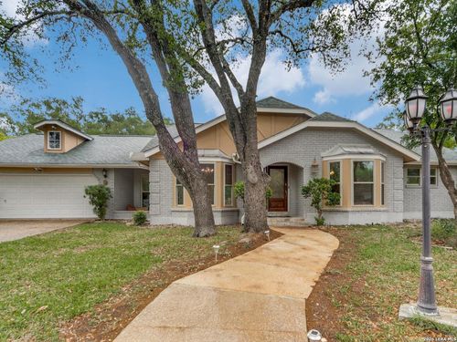 13058 N Hunters Cir, San Antonio, TX, 78230-2846 | Card Image