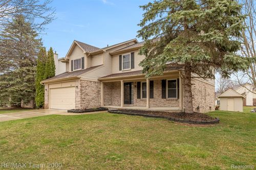 21717 Hildebrandt Dr, Flat Rock, MI, 48134-9048 | Card Image