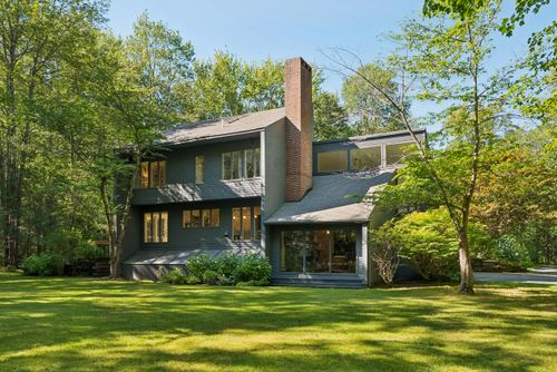 53 Waites Landing Road, Falmouth, ME, 04105 | Card Image