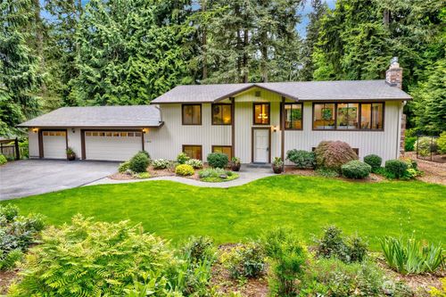 16113 161st Ave Ne, Woodinville, WA, 98072-8965 | Card Image