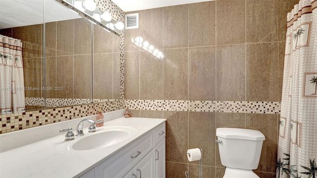 APT-907 - 322 Buchanan St, Condo with 2 bedrooms, 2 bathrooms and null parking in Hollywood FL | Image 30
