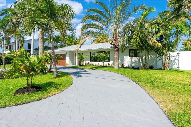 4440 Ne 26 Th Ave, House other with 3 bedrooms, 3 bathrooms and null parking in Lighthouse Point FL | Image 4
