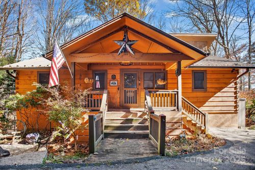 343 Chestnut Vlg, Mars Hill, NC, 28754-5915 | Card Image