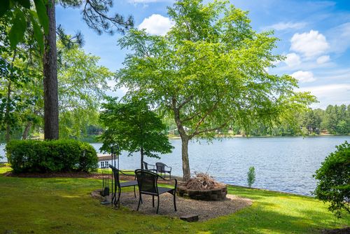 1049 Edisto Lake Rd, Wagener, SC, 29164-9512 | Card Image