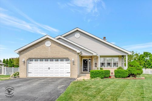 1360 Pheasant Chase Cir, Beecher, IL, 60401-5108 | Card Image