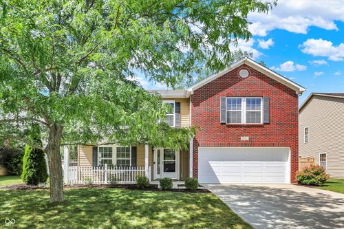 6640 Wellspring Dr, Brownsburg, IN, 46112-7433 | Card Image