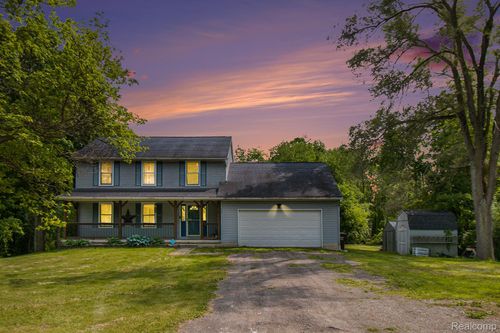 7986 Arkona Rd, Milan, MI, 48160-8825 | Card Image