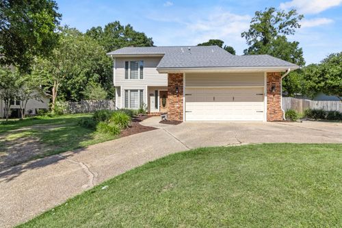 2317 Canal Dr, Niceville, FL, 32578-2908 | Card Image