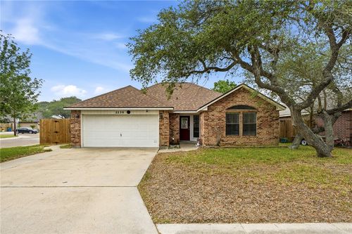 2250 Sunset Cliffs Dr, Ingleside, TX, 78362-4644 | Card Image