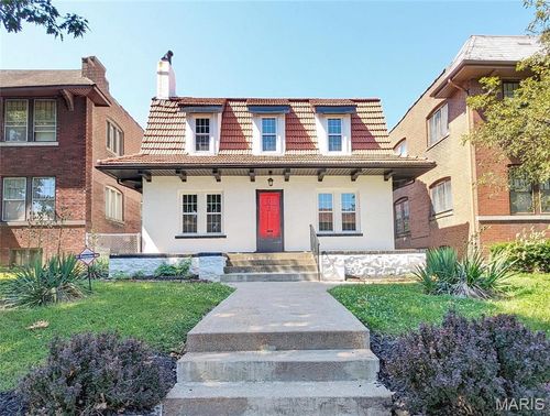 6304 Cates Ave, Saint Louis, MO, 63130-3429 | Card Image