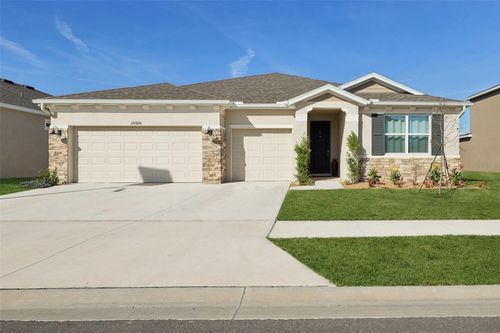 10509 Bridgegate Heights Loop, SAN ANTONIO, FL, 33576-8269 | Card Image