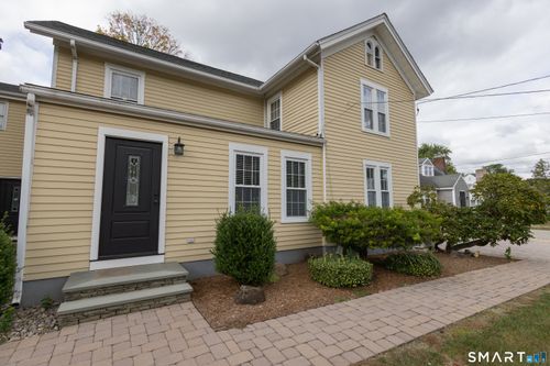 387 Buckland St, Plantsville, CT, 06479-1702 | Card Image