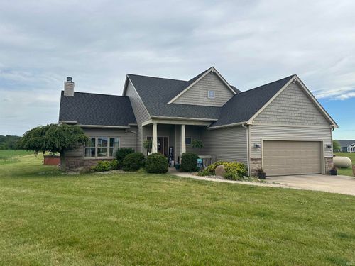 5520 S Meridian Rd, Pleasant Lake, IN, 46779-9576 | Card Image