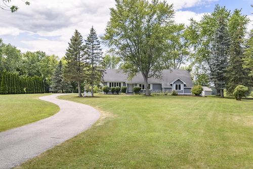 12012 47th Ave, Pleasant Prairie, WI, 53158-3615 | Card Image