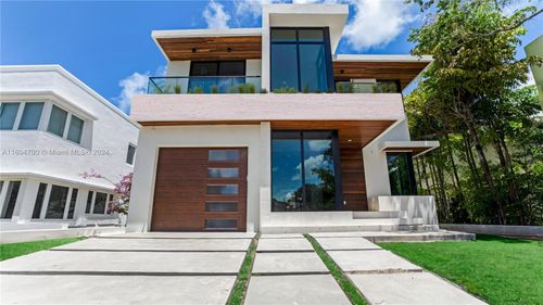 345-345 W 46th St, Miami Beach, FL, 33140-3127 | Card Image