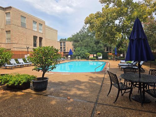 apt-400-4643 Wild Indigo St, Houston, TX, 77027-7057 | Card Image