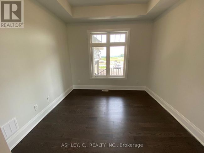 48 William Crisp Dr, House other with 4 bedrooms, 4 bathrooms and 12 parking in Alton ON | Image 10