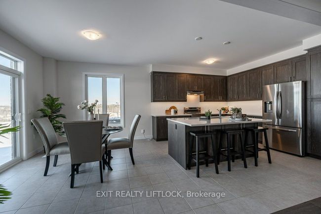 715 Latimer Way, House other with 4 bedrooms, 4 bathrooms and 2 parking in Peterborough ON | Image 12