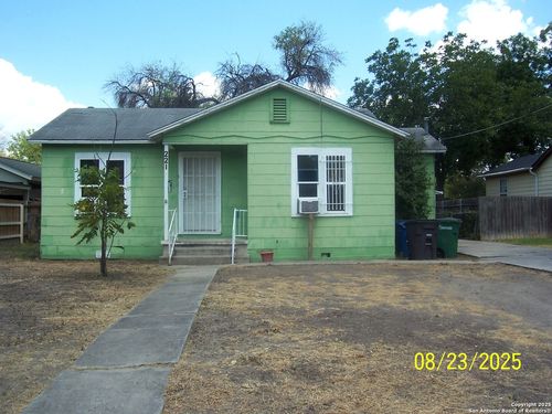 221 Rayburn Dr, San Antonio, TX, 78221-1338 | Card Image